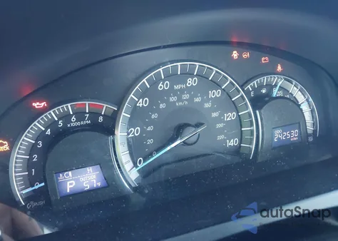 2014 Toyota Camry Se z USA, uszkodzony, nr VIN 4T1BF1FK1EU753683